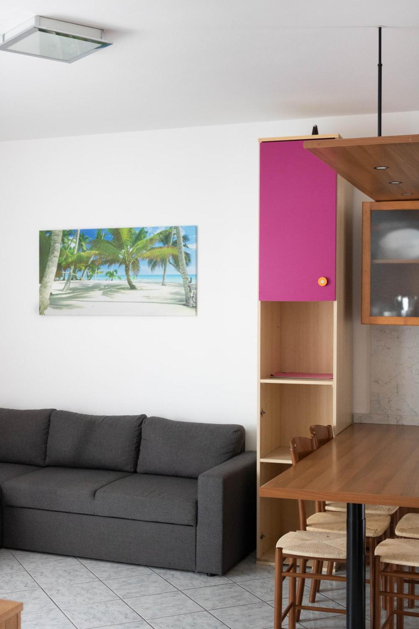 Maison Jolie Apartment *