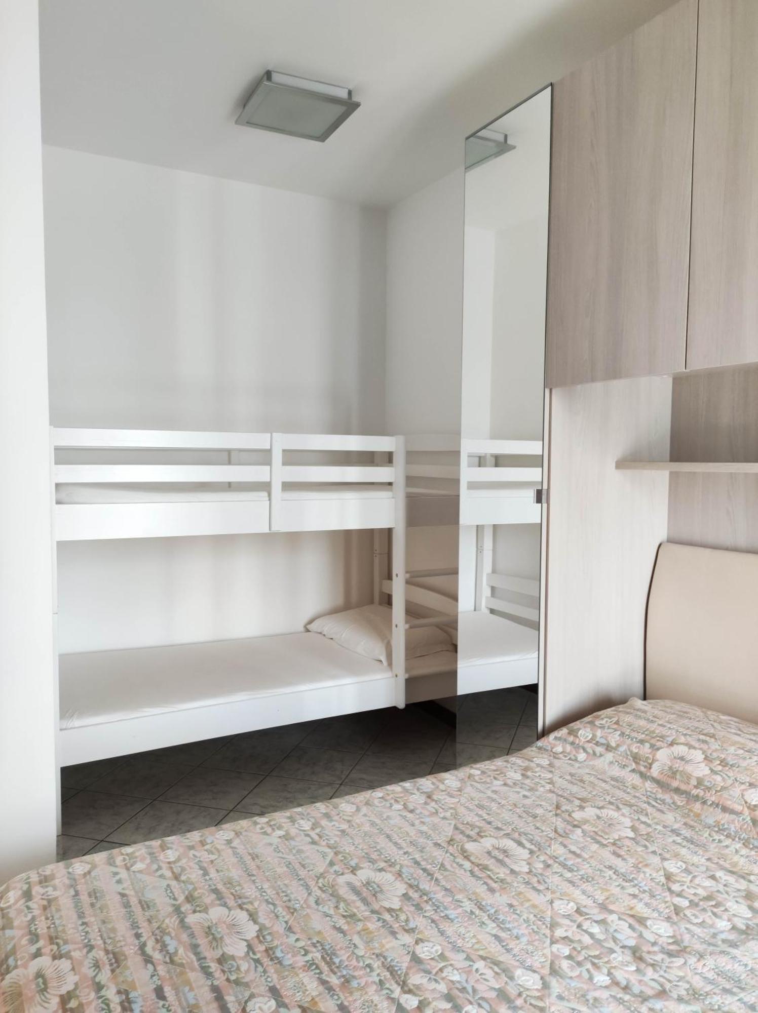 Maison Jolie Apartment